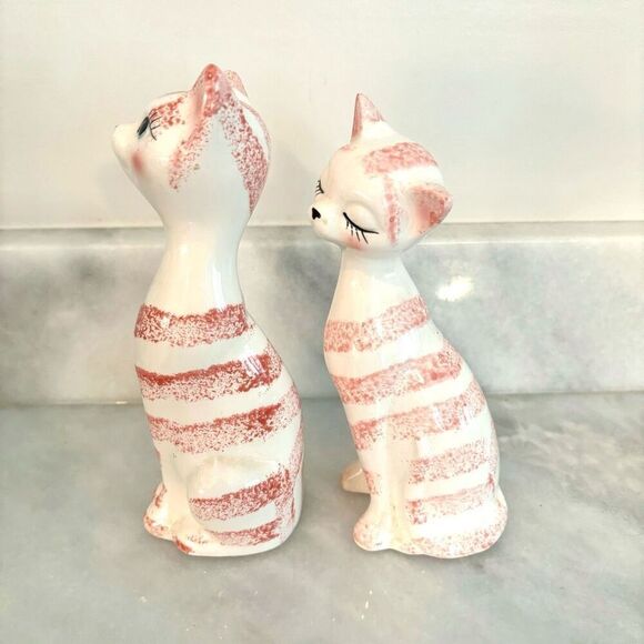 Vintage Pair Of Ceramic Tabby Cats Retro Mid Century Cat Lovers Figurine Pink & - Picture 4 of 4
